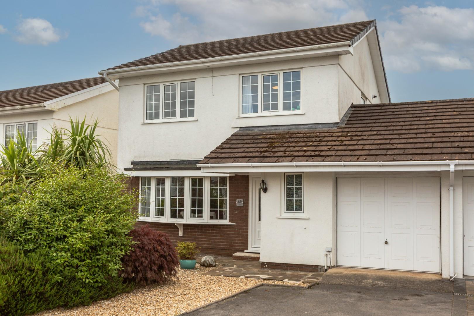 St. Andrews Close, Mayals, Swansea, SA3 5DZ
